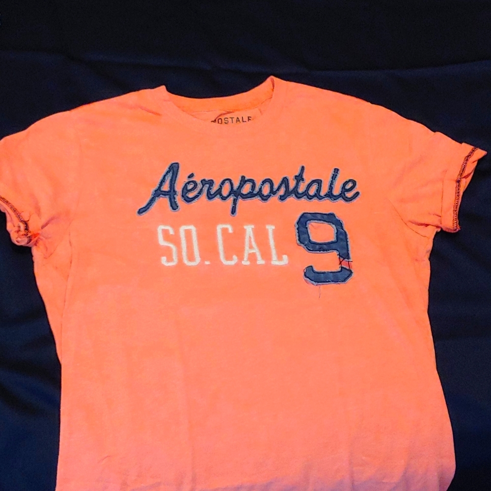Tee shirt